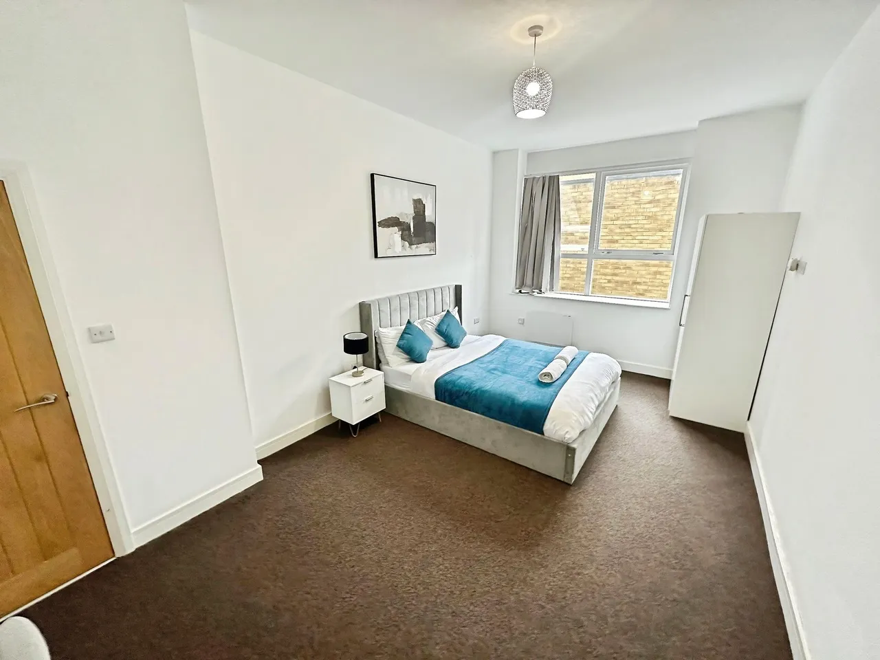 Wellington Street, Luton, LU1, photo 9