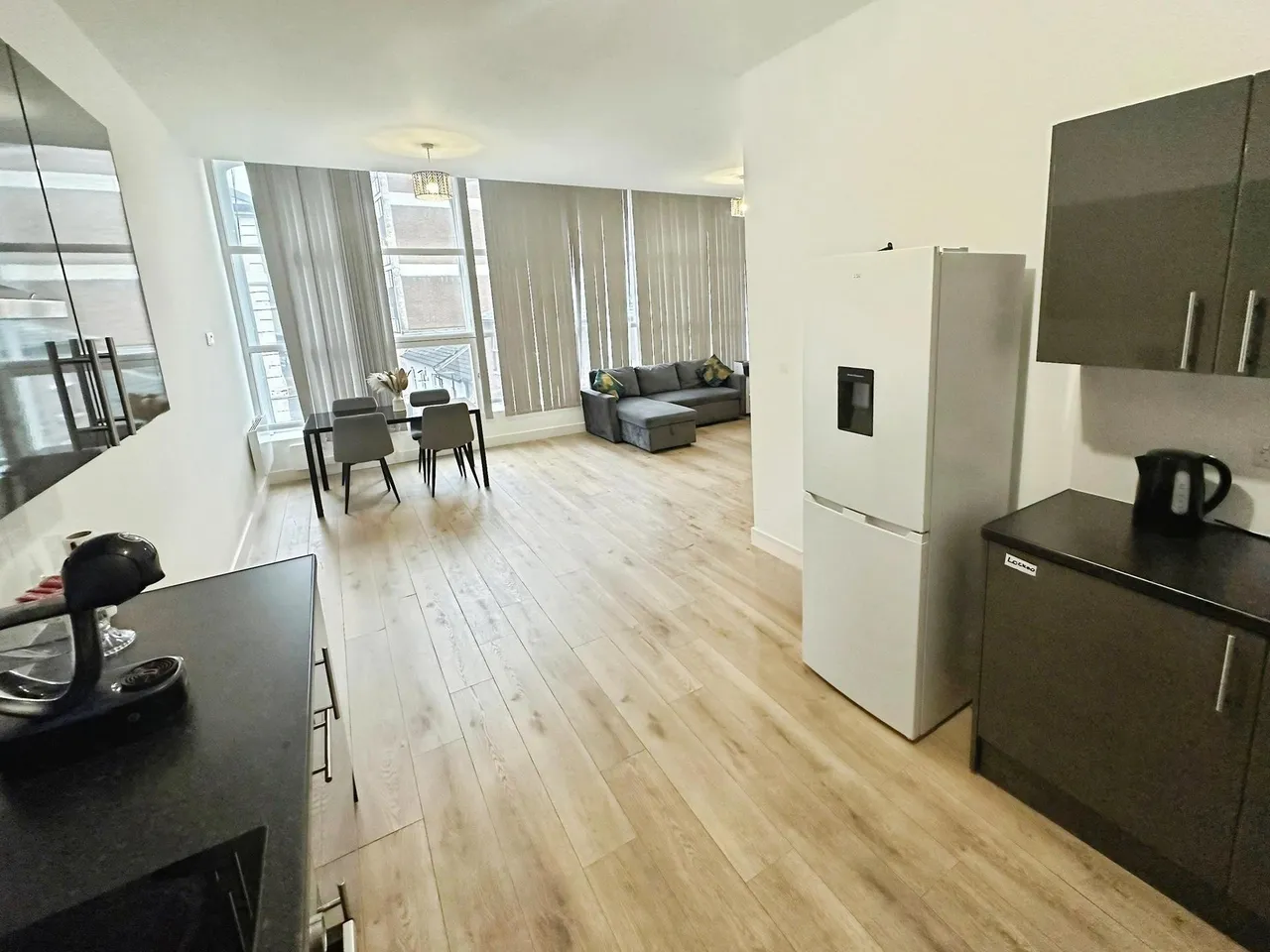 Wellington Street, Luton, LU1, photo 3