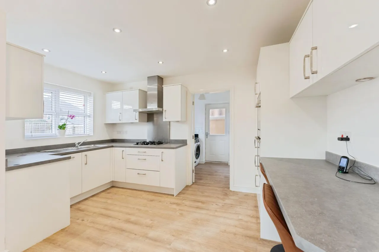 Tellets Hey, Bromborough, CH62, photo 6
