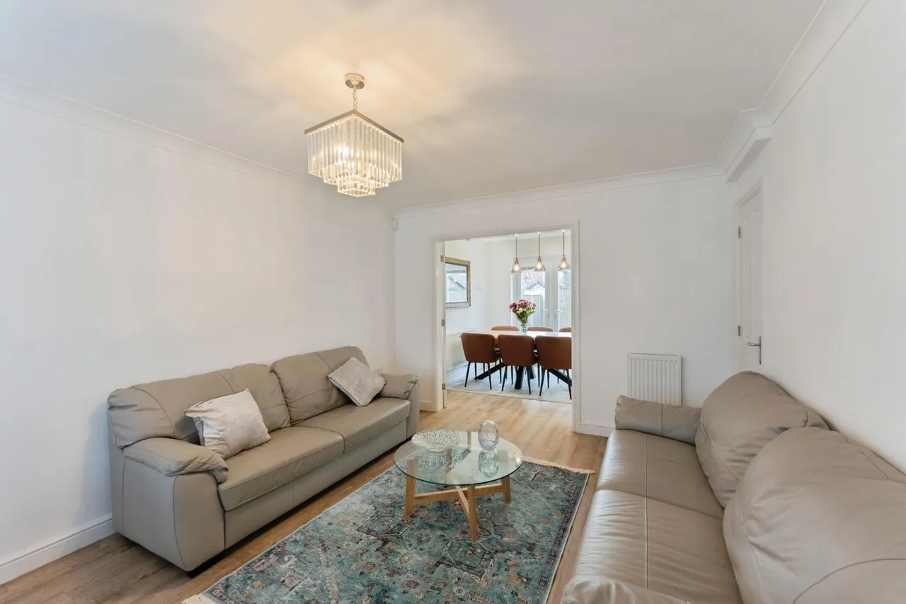 Tellets Hey, Bromborough, CH62, photo 5