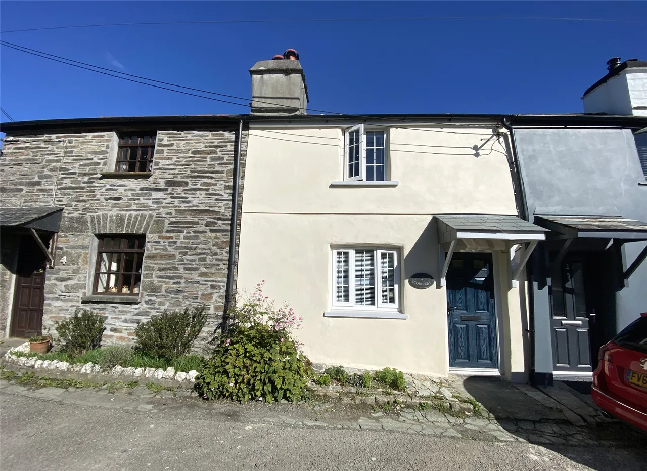 2 bed house for sale, School Hill, South Petherwin, PL15