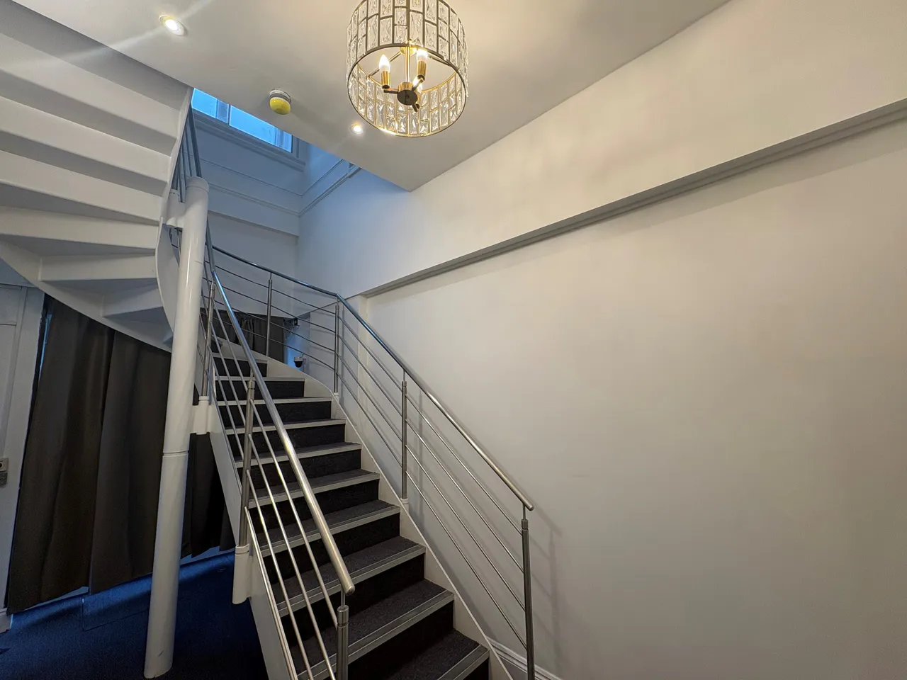 Commercial Street, Newport, NP20, photo 6
