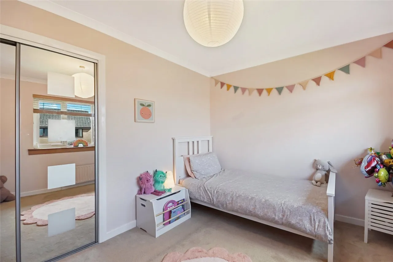 Locher Crescent, Houston, Johnstone, Renfrewshire, PA6, photo 15