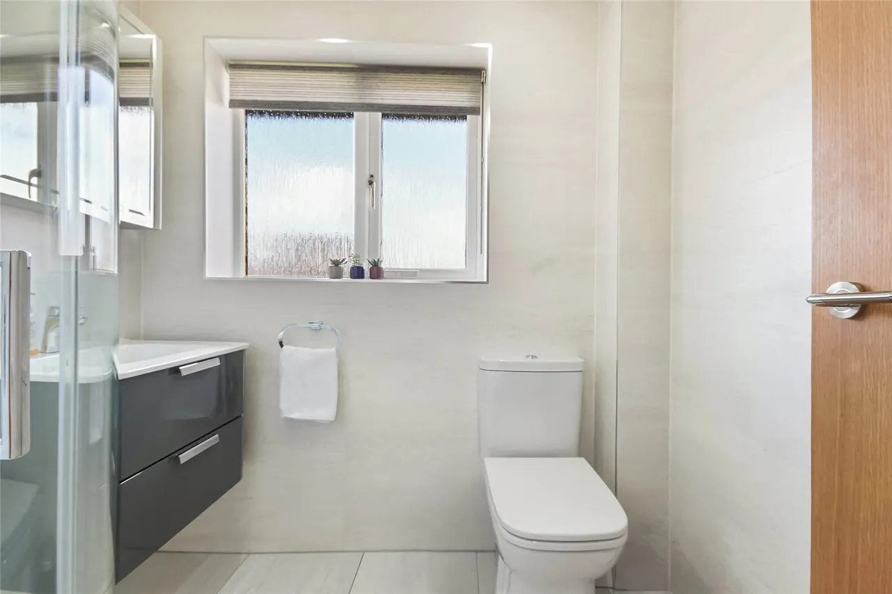Locher Crescent, Houston, Johnstone, Renfrewshire, PA6, photo 10