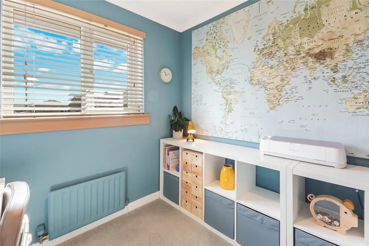 Locher Crescent, Houston, Johnstone, Renfrewshire, PA6, photo 17