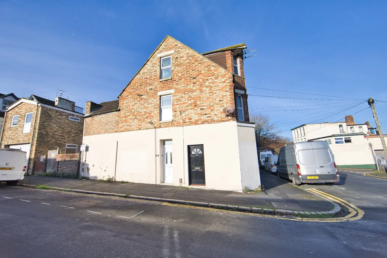 Boscombe Road, Folkestone, CT19, photo 3