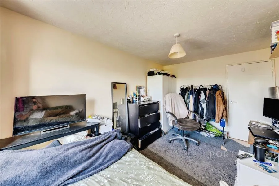 Grimsby Grove, London, E16, photo 11