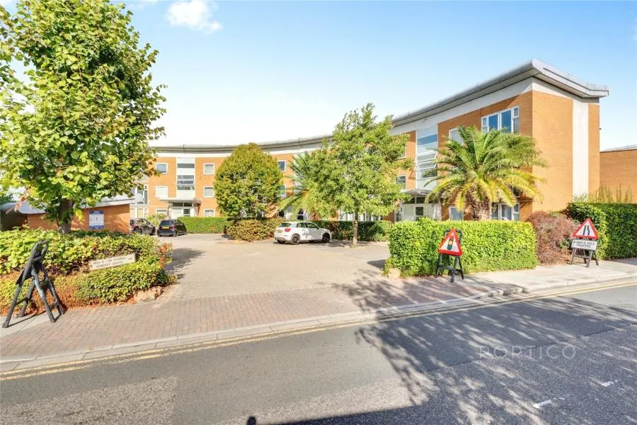 1 bed flat to rent, Grimsby Grove, London, E16