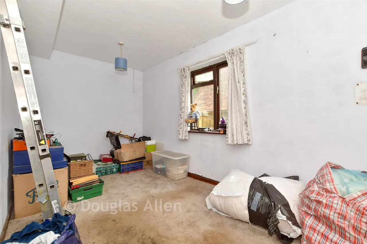 Branksome Avenue, Wickford, SS12, photo 7