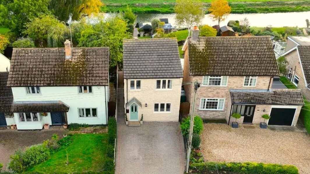 3 bed house for sale, Eastgate, Deeping St James