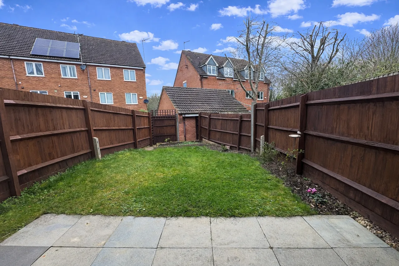 Treefields, Buckingham, photo 12