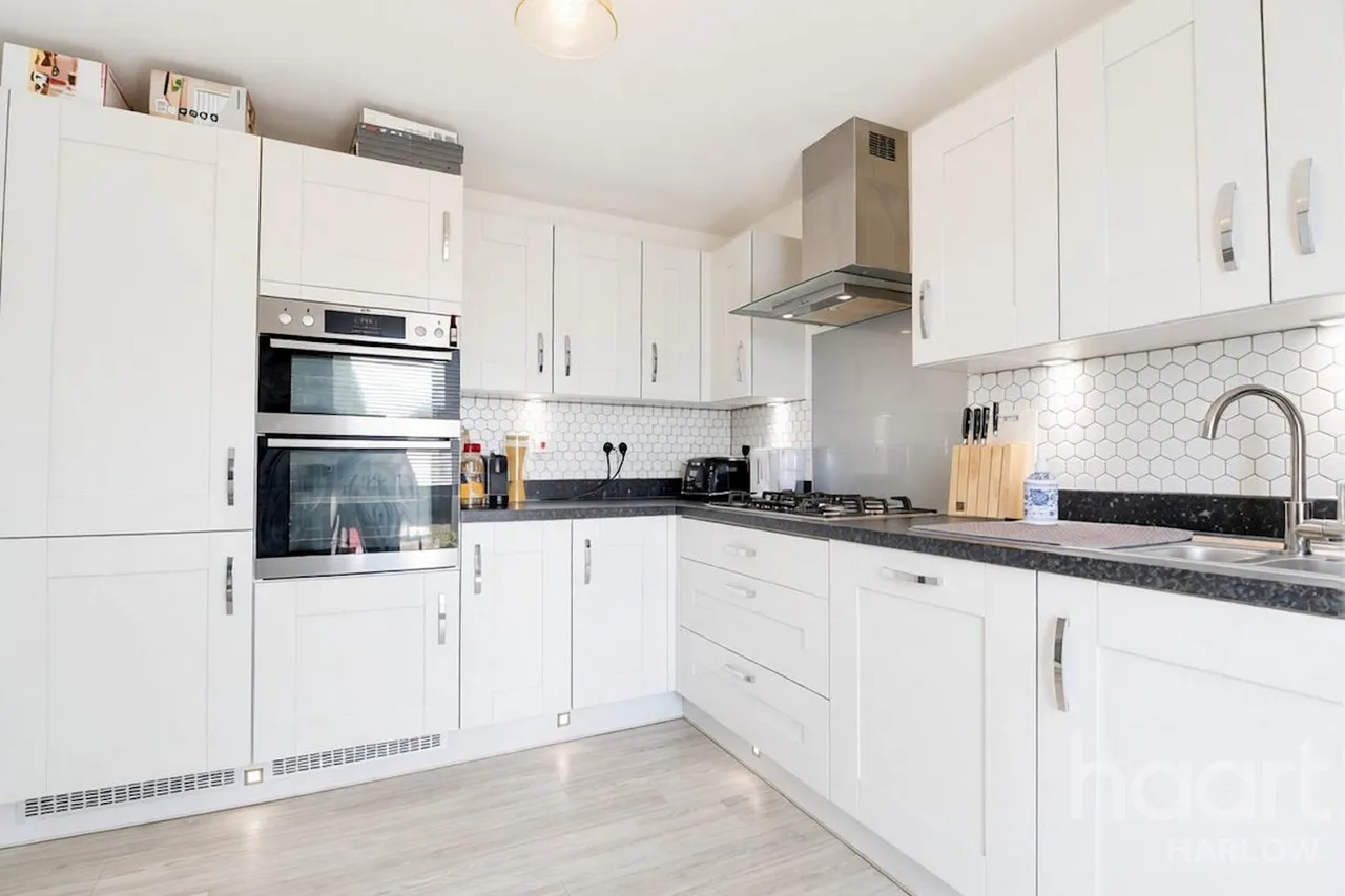 Birch Walk, Harlow, CM17, photo 8