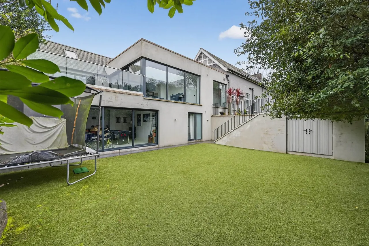 Malone Road, Belfast, BT9, photo 54