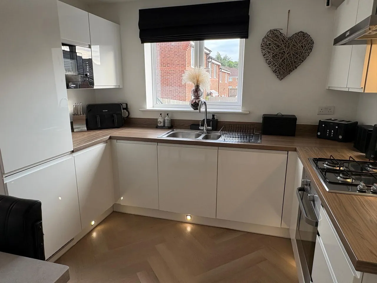 Ginnell Farm Avenue, Rochdale, OL16, photo 5