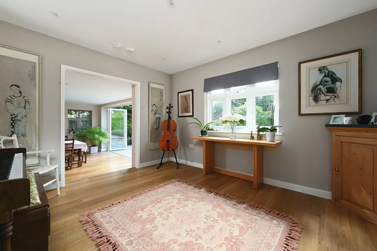 Hilltop Road, West Hoathly, RH19, photo 8