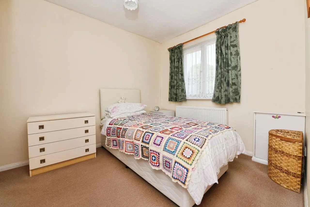 Rosecroft Close, Langdon Hills, Basildon, Essex, SS16, photo 8