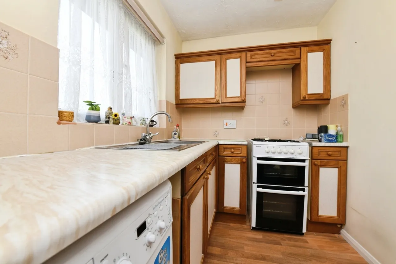 Rosecroft Close, Langdon Hills, Basildon, Essex, SS16, photo 7