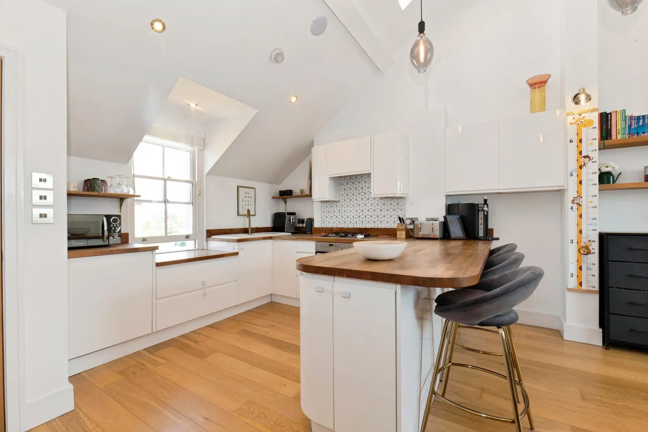 Wilton Crescent, London, SW19, photo 4