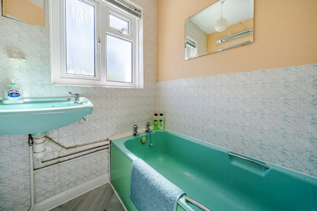 Pickhurst Rise, BR4, photo 7