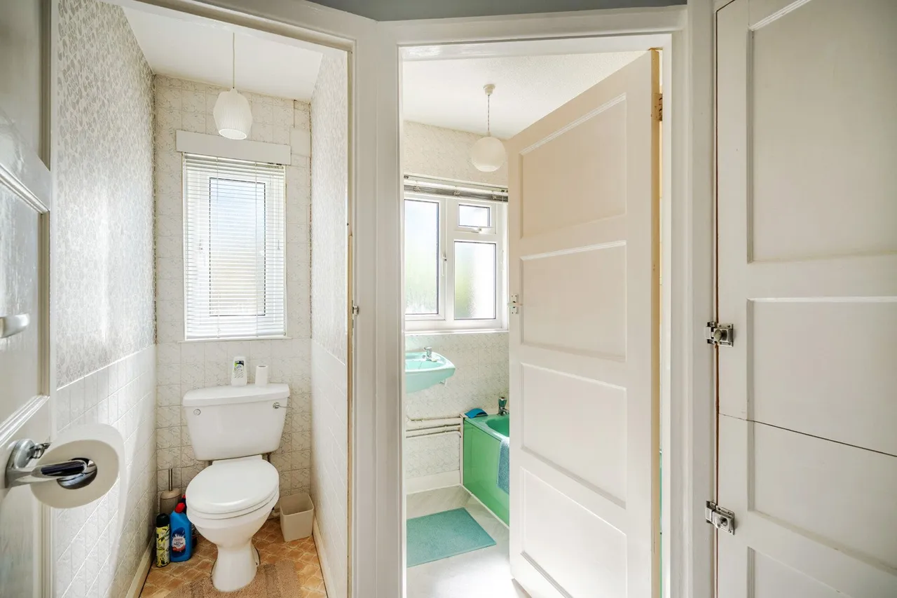 Pickhurst Rise, BR4, photo 15