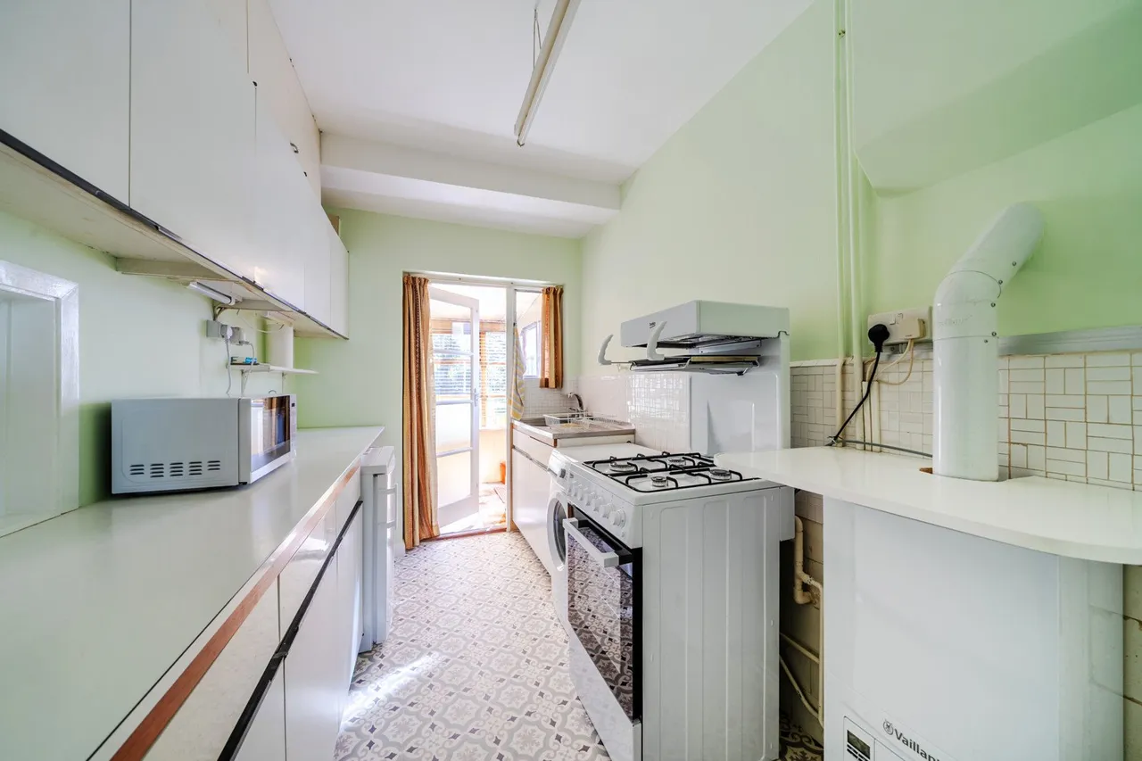 Pickhurst Rise, BR4, photo 3