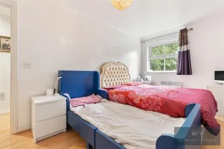 Sycamore Close, South Croydon, photo 7