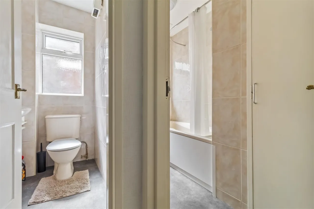 Adur Avenue, Worthing, photo 14