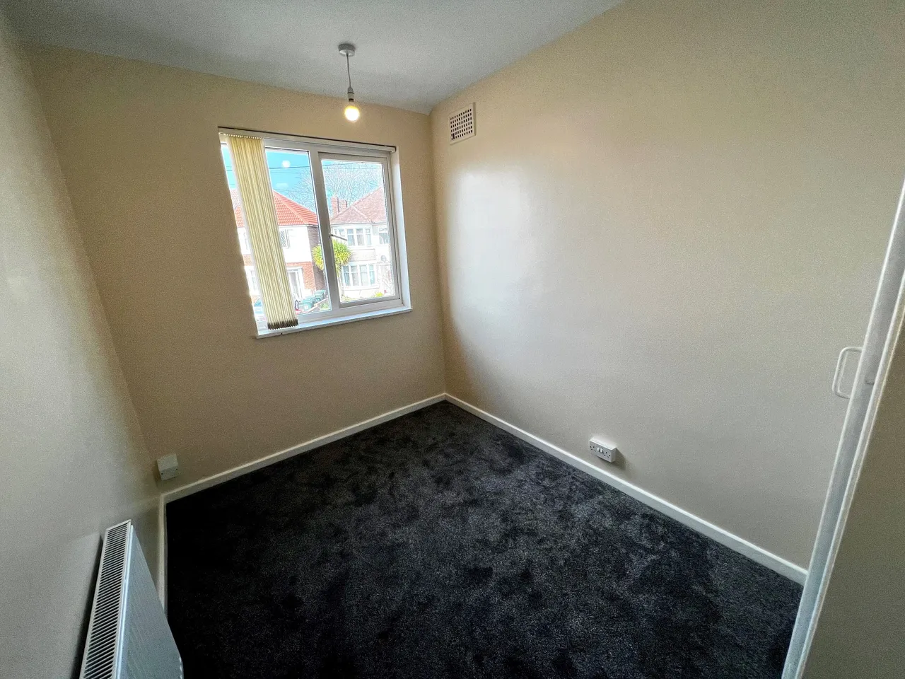 Blackwatch Road, CV6, photo 12