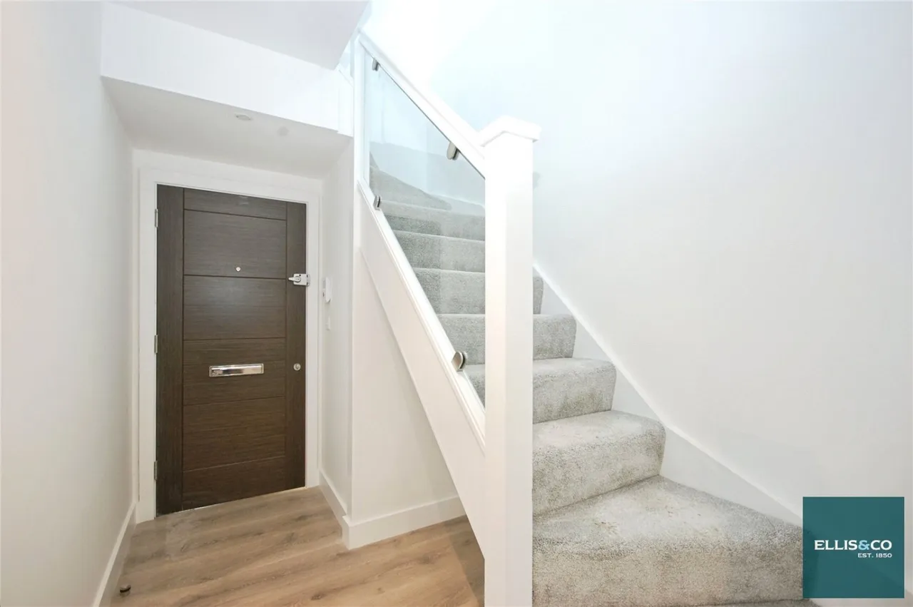 Wickliffe Avenue, Finchley, N3, photo 6