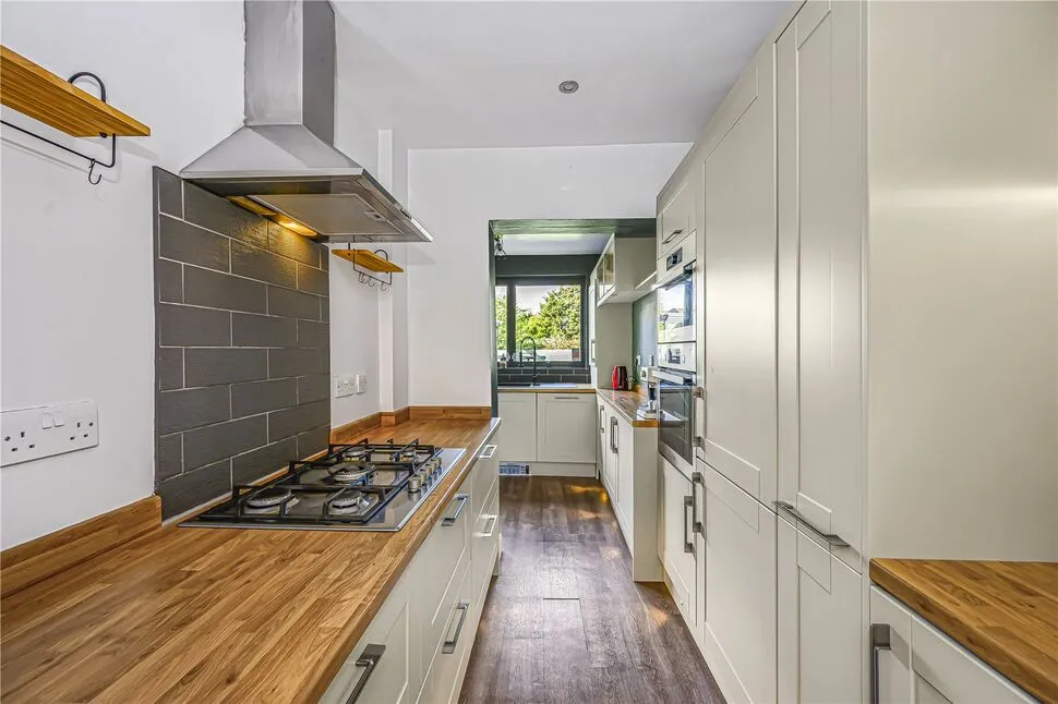 Kelly Way, Chadwell Heath, RM6, photo 13