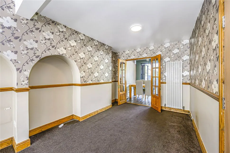 Kelly Way, Chadwell Heath, RM6, photo 17