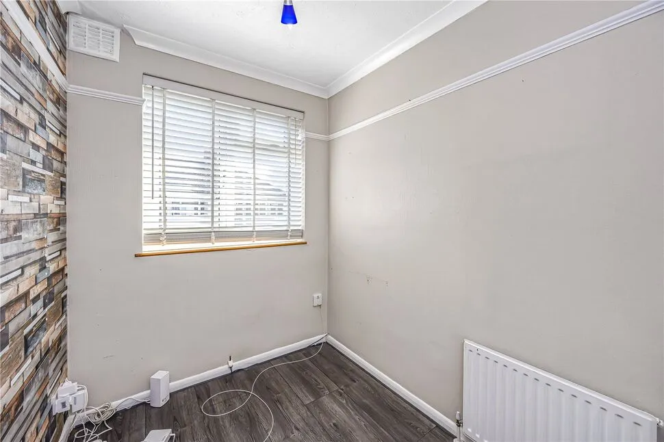 Kelly Way, Chadwell Heath, RM6, photo 18