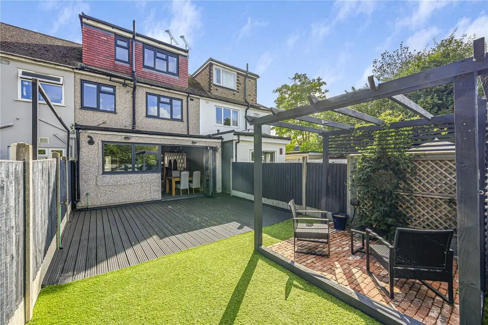 Kelly Way, Chadwell Heath, RM6, photo 9