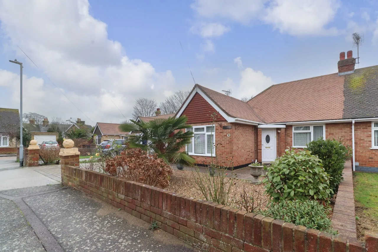Anne Close, Birchington, CT7, photo 17