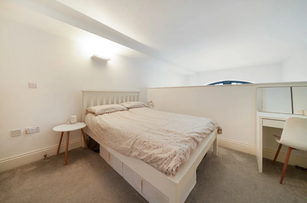 Victoria Gardens, Hyde Park, LS6, photo 6