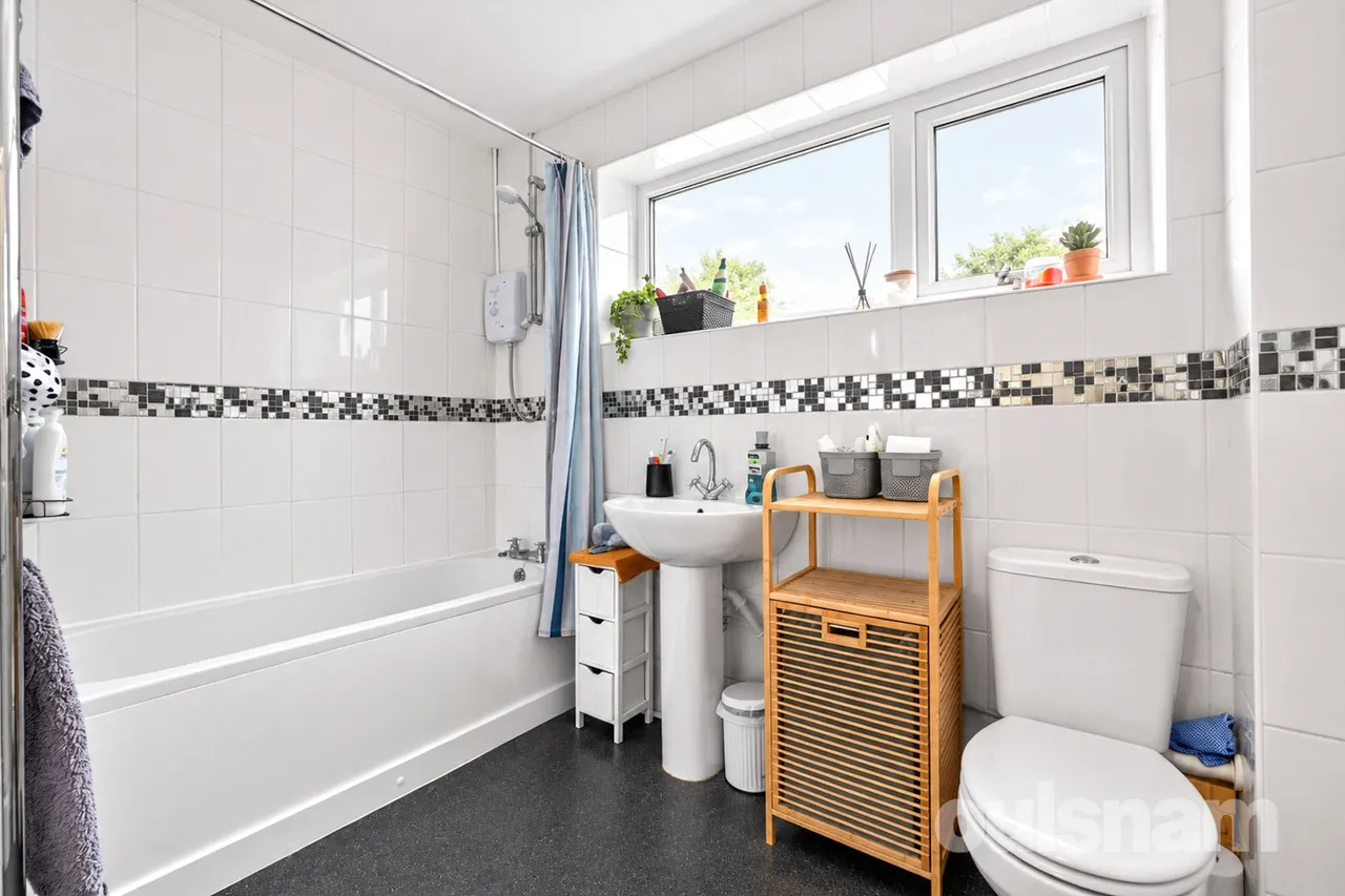 Lea Croft Road, Redditch, Worcestershire, B97 5LZ, photo 9