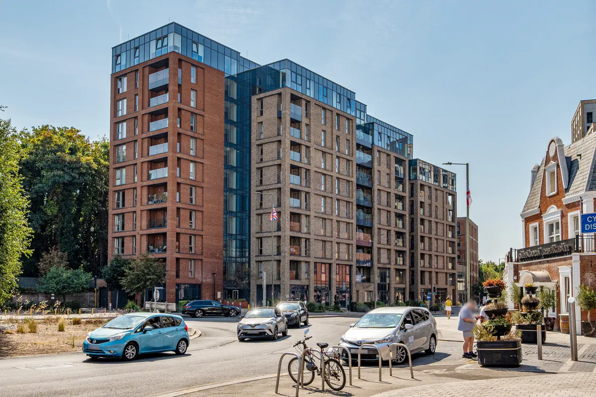Redhill, RH1, photo 16