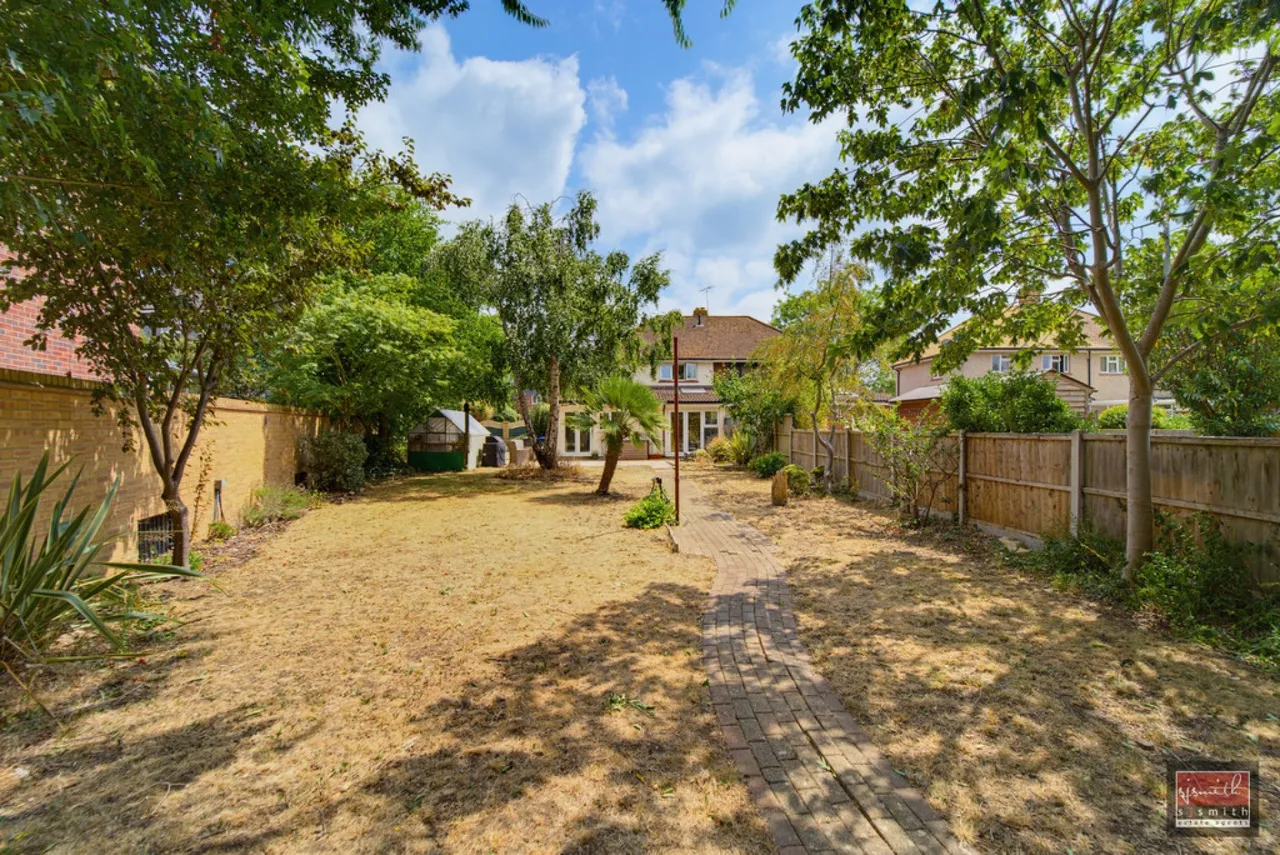 St. Pauls Road, Staines-upon-Thames, photo 2