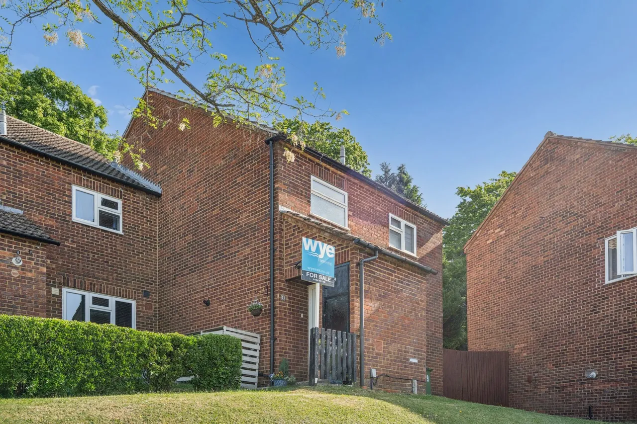 3 bed house for sale, Cumbrian Way, High Wycombe, HP13
