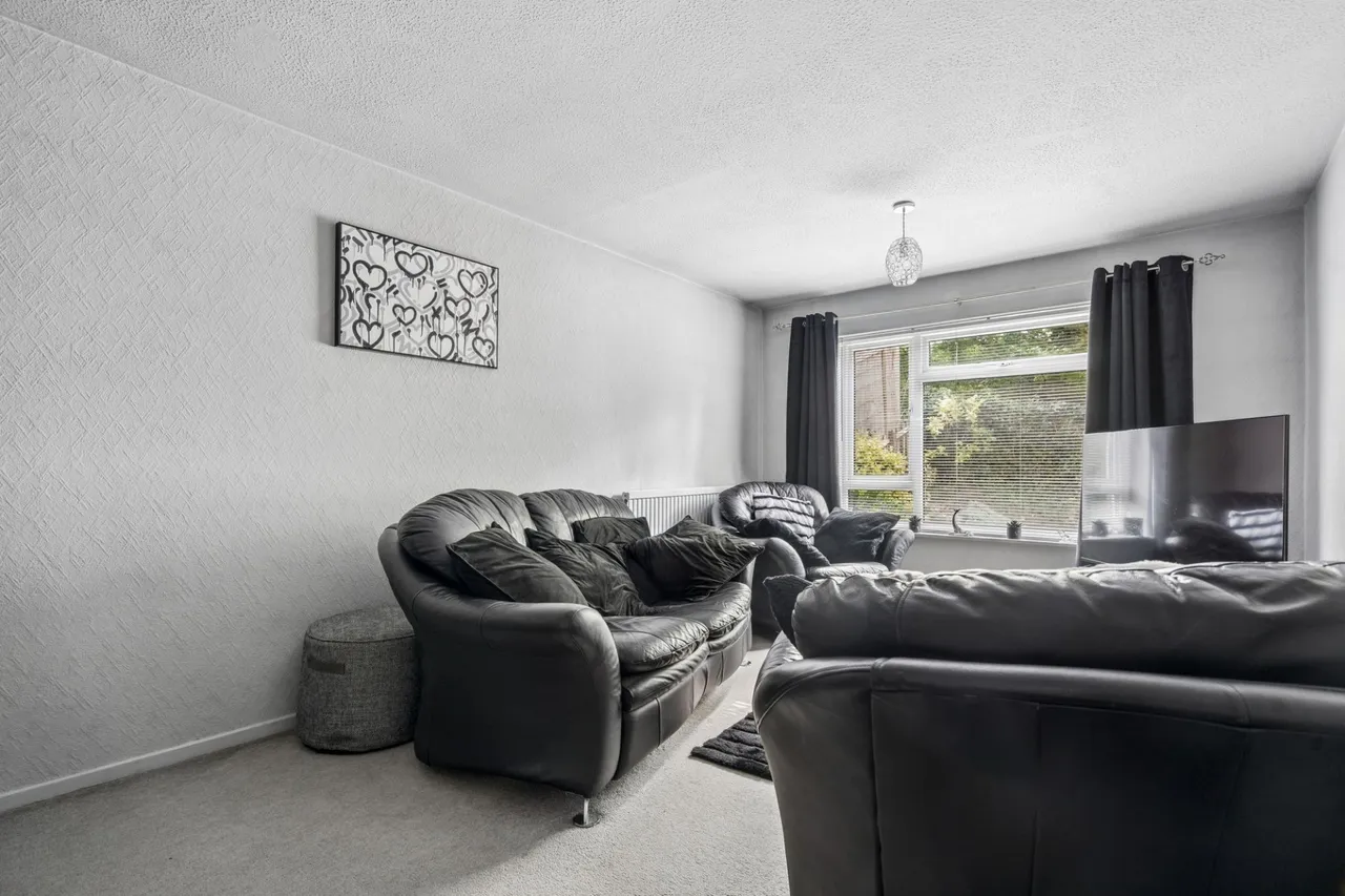 Cumbrian Way, High Wycombe, HP13, photo 6
