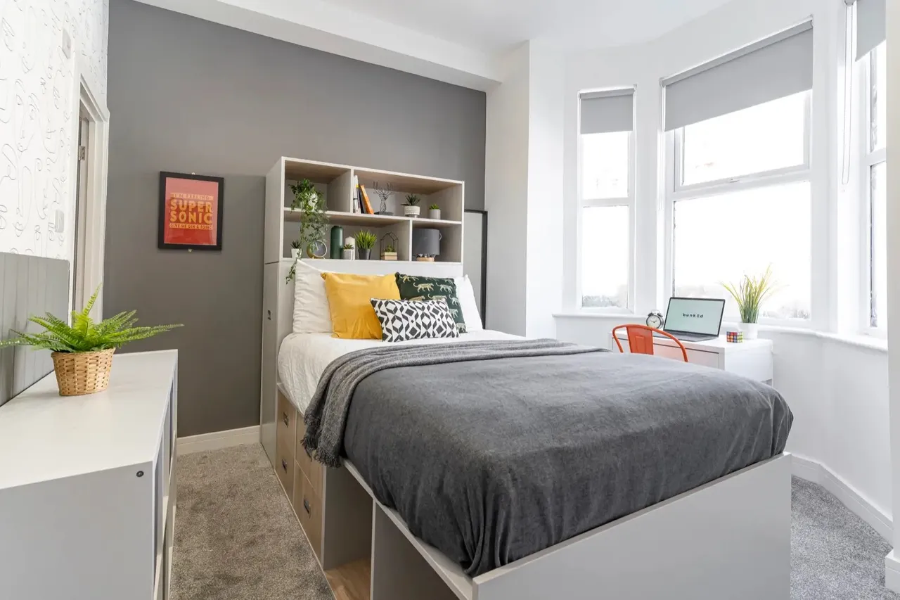 7 bed house to rent, Manners Road, Southsea, PO4