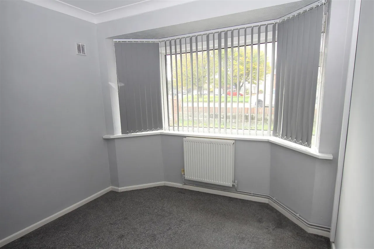 Castle Lane West, Bournemouth, photo 6