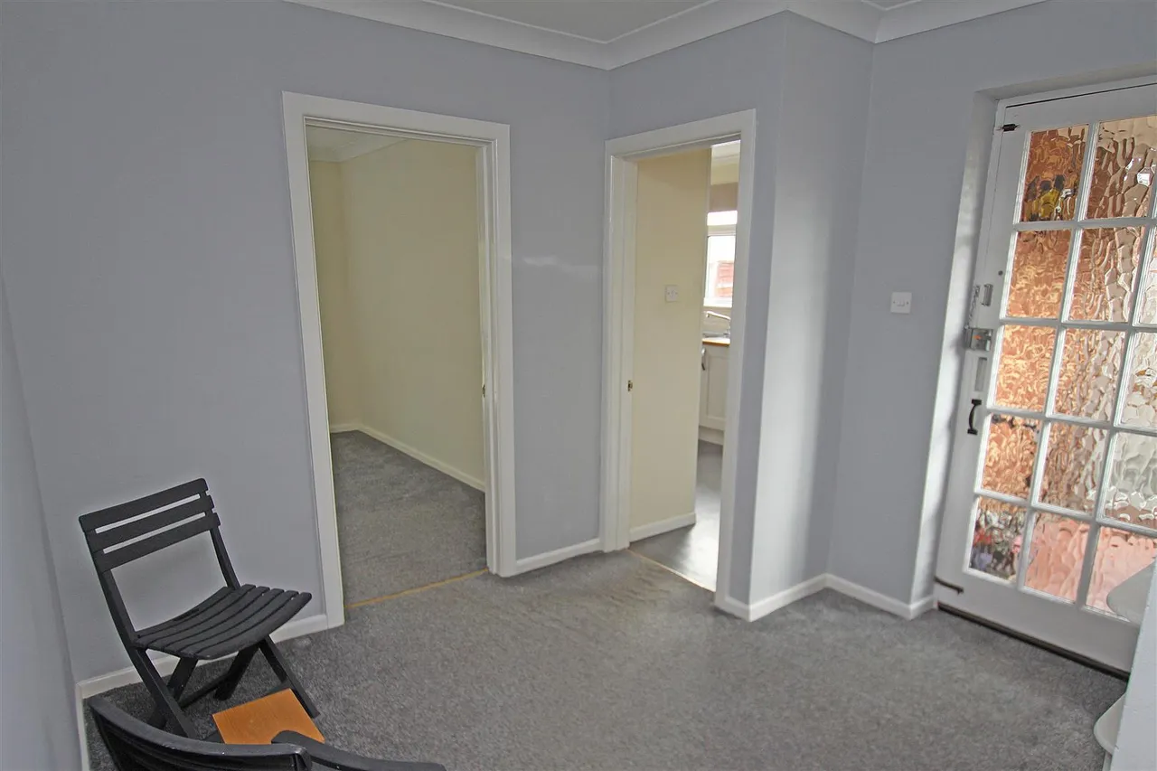 Castle Lane West, Bournemouth, photo 10