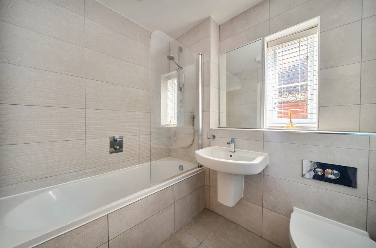 Heath House Lane, Hedge End, SO30, photo 10