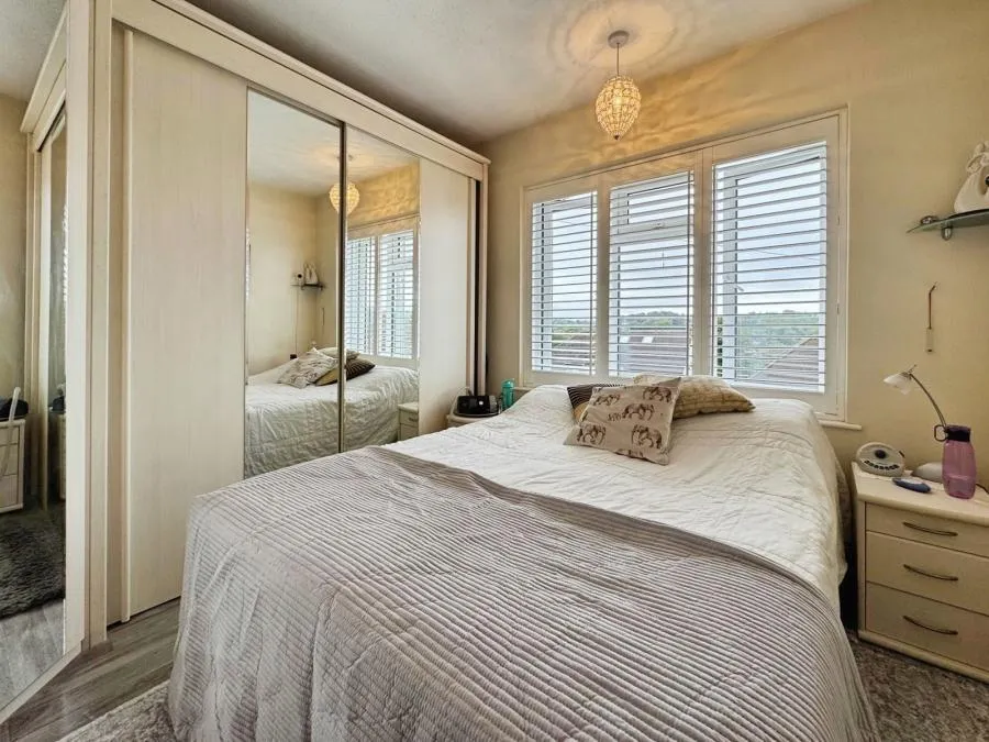 Southfield Road, Downley, HP13, photo 6