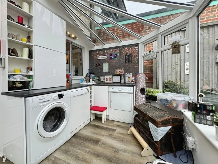 Southfield Road, Downley, HP13, photo 5