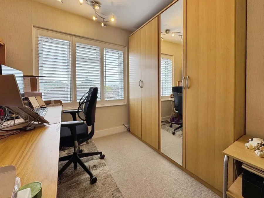 Southfield Road, Downley, HP13, photo 7