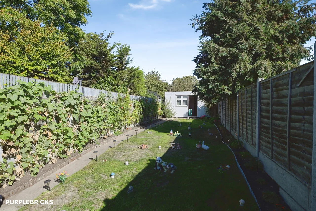 Albert Road, Romford, RM1, photo 21