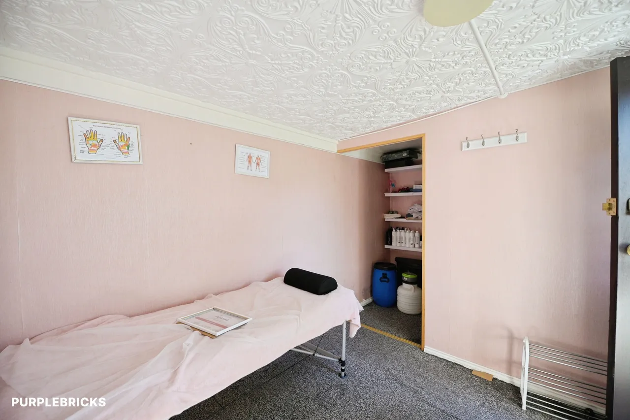 Albert Road, Romford, RM1, photo 24