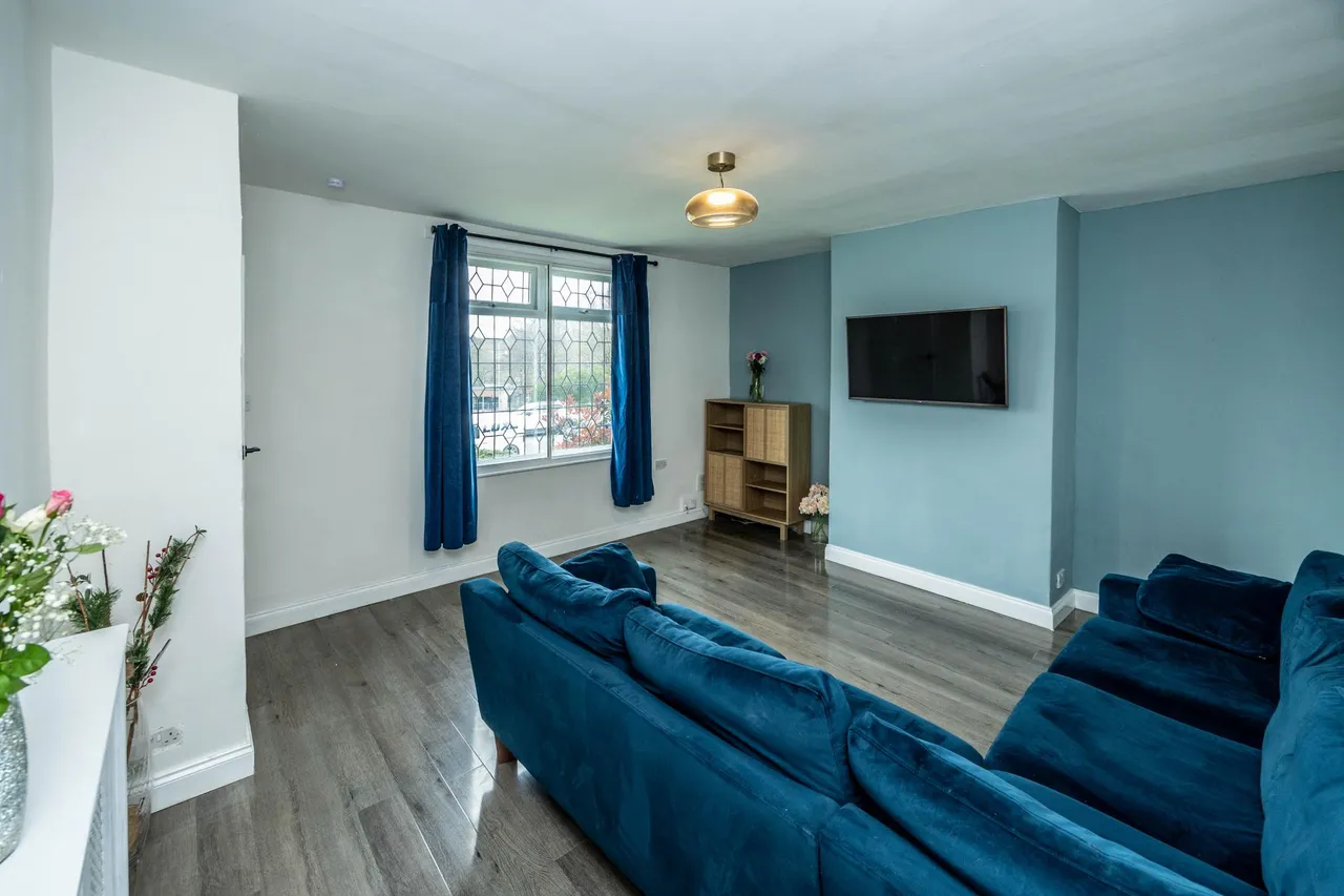 Penistone Road, Huddersfield, HD5, photo 2